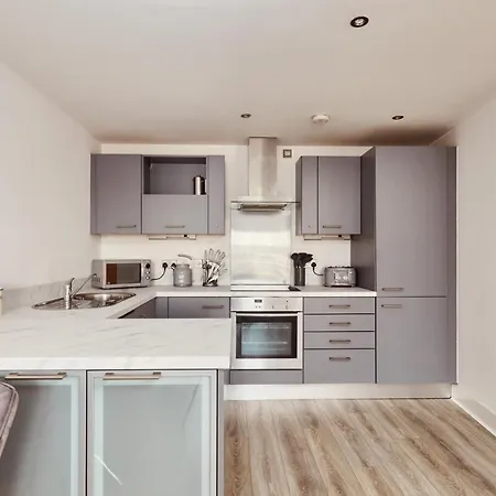 Deluxe River Canal View & Free Secure Parking! Apartment Leeds (West Yorkshire)