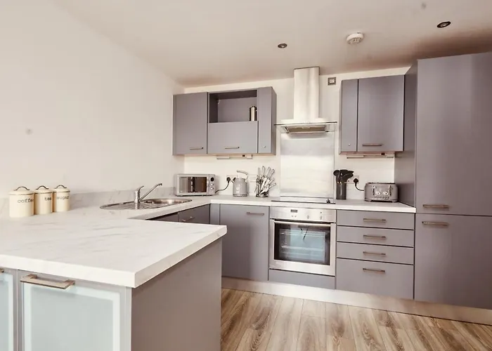 Apartment Deluxe Apt & The Best River Canal View In Leeds *