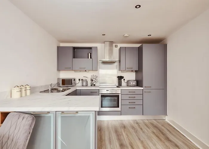 Deluxe Apt & The Best River Canal View In Leeds Apartment Leeds (West Yorkshire)